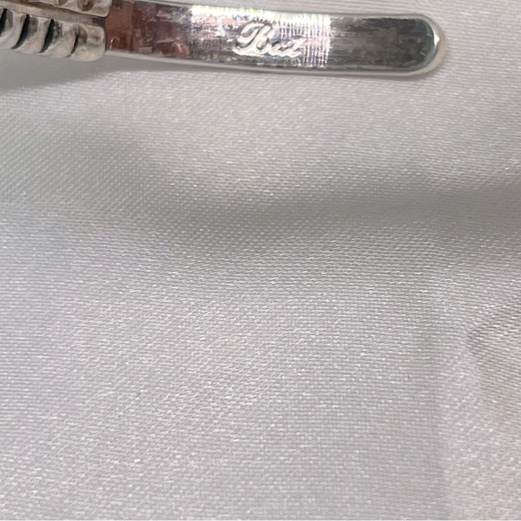 Best Brand Vintage 24’ Silver Tone Pendant Necklace and Cuff Bracelet Signed - Picture 12 of 14